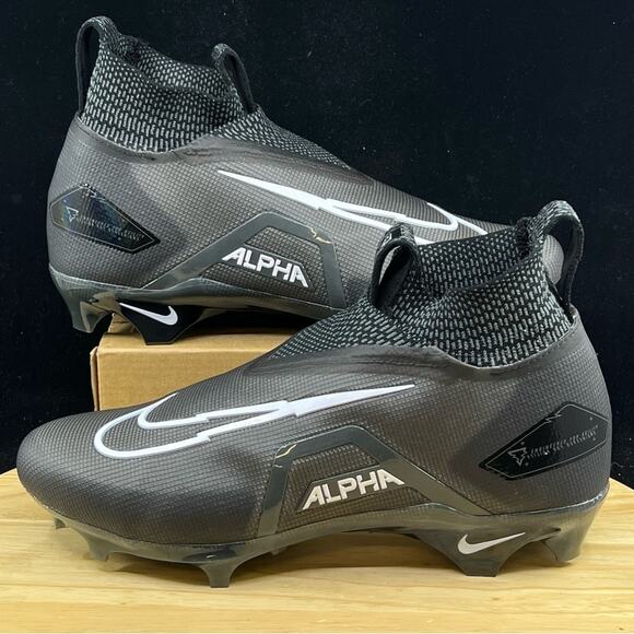 Nike Alpha Menace Elite 3 Black Football Cleats CT6648-010 MEN'S SIZE 13 - Picture 1 of 9